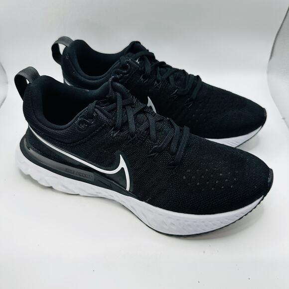 Size 6.5 - Nike React Infinity Run Flyknit 2 Black Women’s Running Shoe - Picture 2 of 9